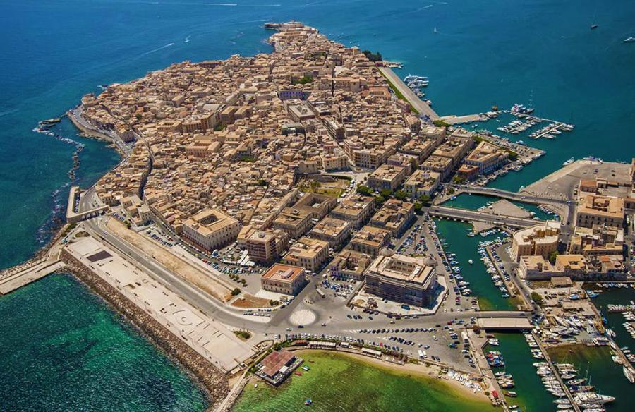 Terrazza Dei Mori - Seaview Terrace In Ortigia Apartment Syracuse Exterior photo