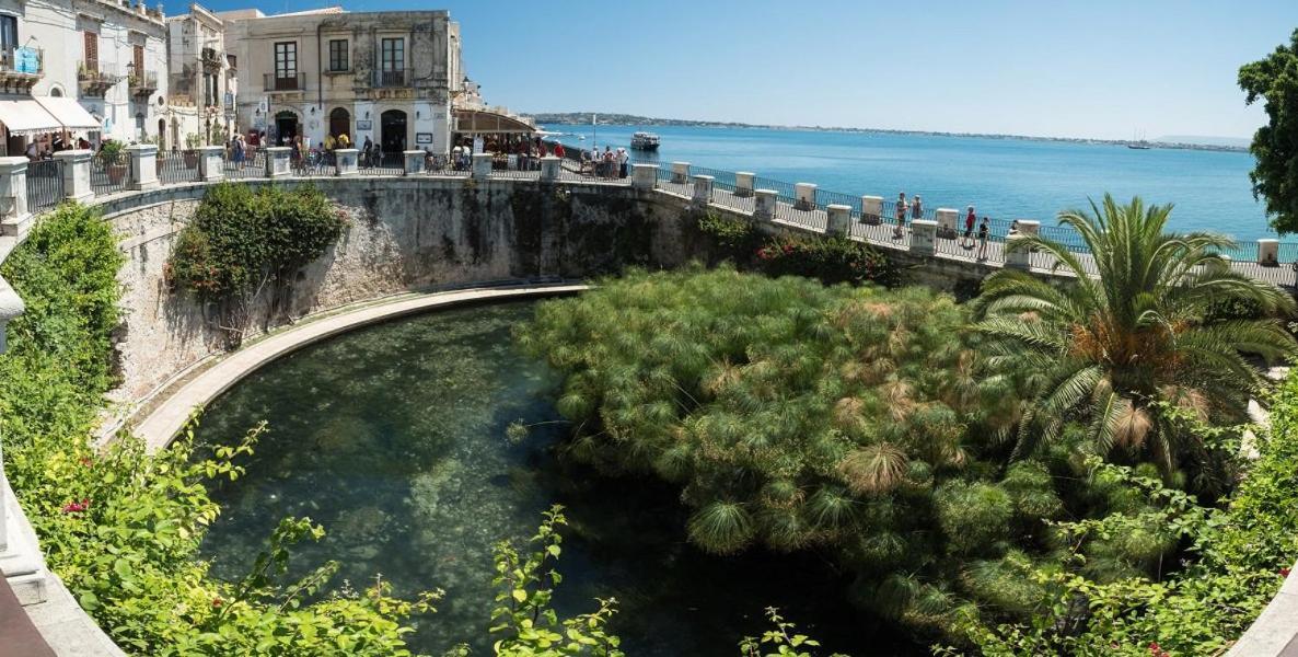 Terrazza Dei Mori - Seaview Terrace In Ortigia Apartment Syracuse Exterior photo